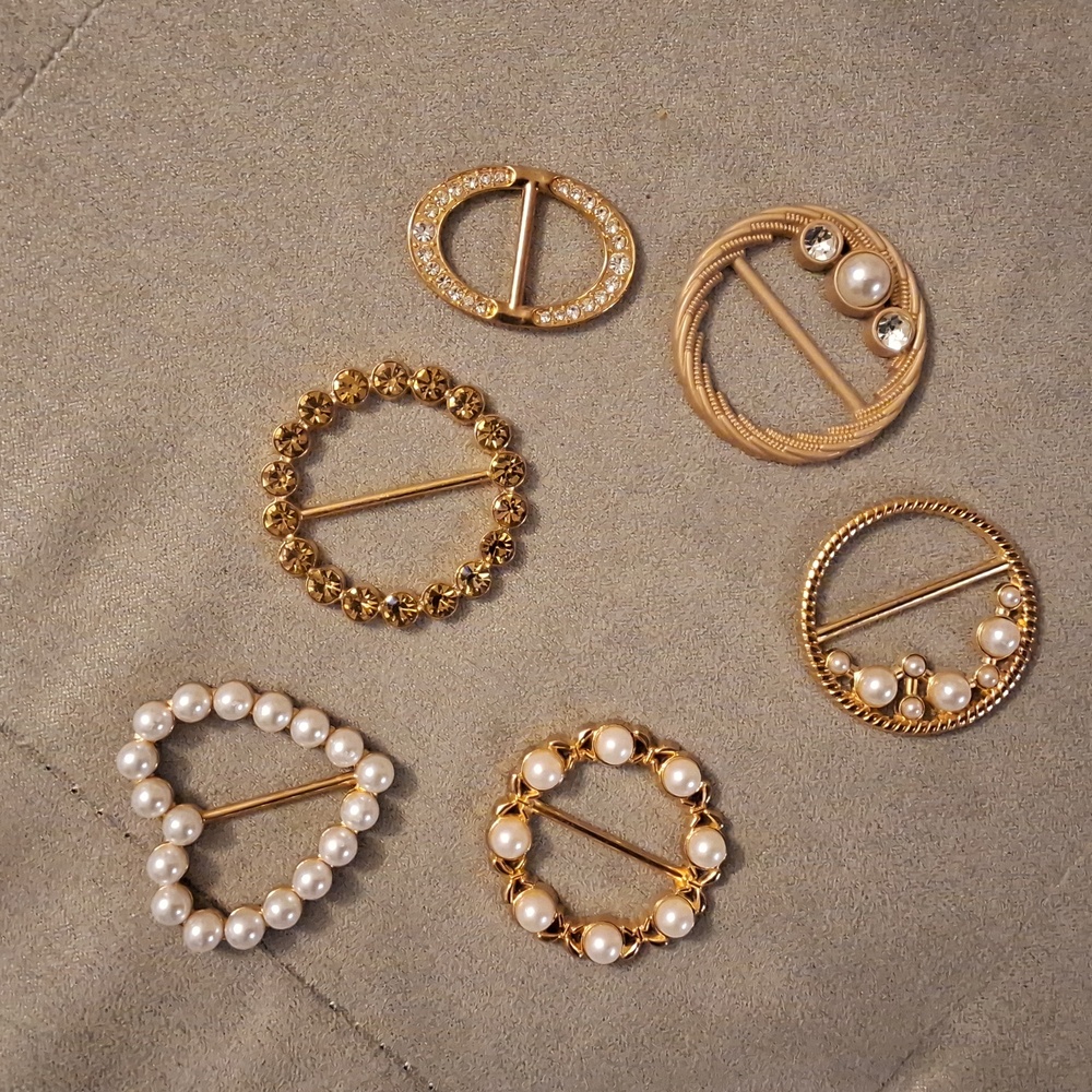 6 pcs scarf rings / T-shirt ties